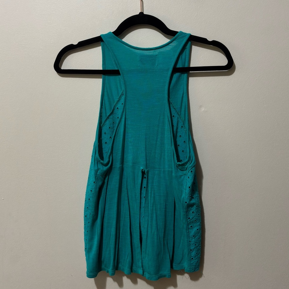 🌸American Eagle Outfitters Teal Tank Top - Picture 2 of 6